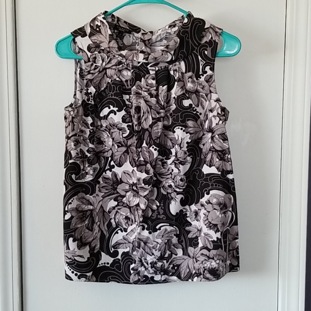 Talbots sleeveless blouse size 6